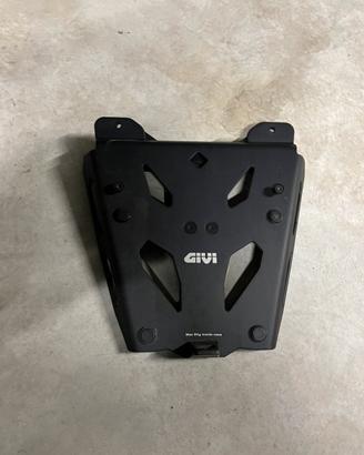 Portabauletto Givi tracer 9 2026