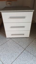 comodino 3 cassetti 