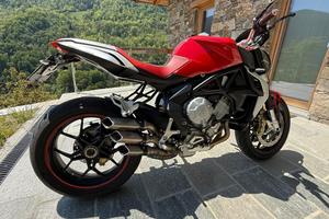 Mv agusta brutale 675