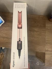 Dyson Airstrait come nuova – completa di scatola