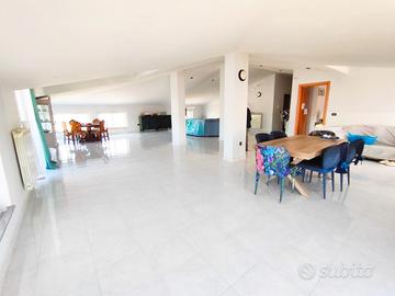 appartamento 300 mq