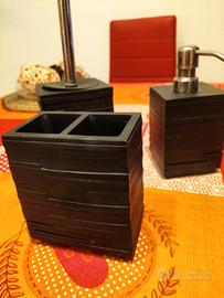 set completo di accessori per bagno Leroy Merlin 