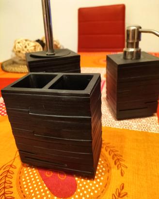 set completo di accessori per bagno Leroy Merlin 