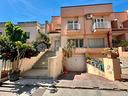 villa-a-schiera-con-cortile-e-garage