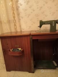 Macchina da cucire vintage