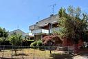 villa-di-200-m²-con-5-locali-e-box-auto-doppio-a-a
