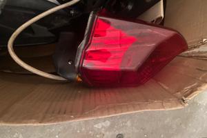 diversi pezzi moto xj6