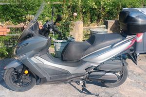 scooter Kymco x-town 300i