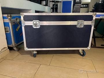 Flight case contenitore attrezzature -cavi