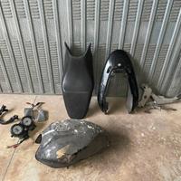 Pezzi Honda Hornet 2001