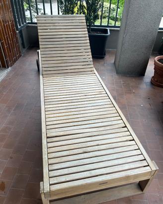 Lettino da giardino in legno