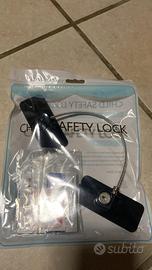 Lucchetto per chiudere anta