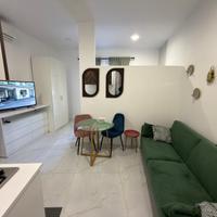 Bilocale arredato sul corso cod. na003