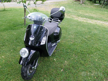 Vespa 300 gtv