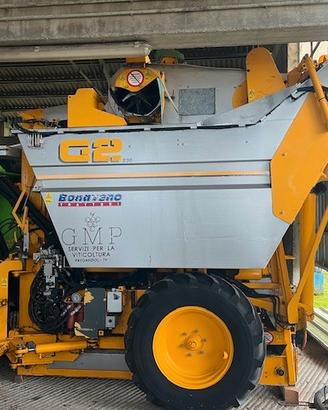 Vendemmiatrice trainata gregoire g2 230