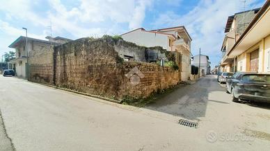 CASA INDIPENDENTE A CASAPESENNA