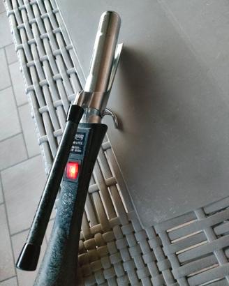ferro per boccoli capelli