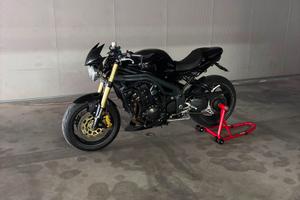 TRIUMPH SPEED TRIPLE 1050