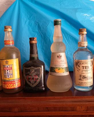 Lotto 20 bottiglie liquori vari 1950/70