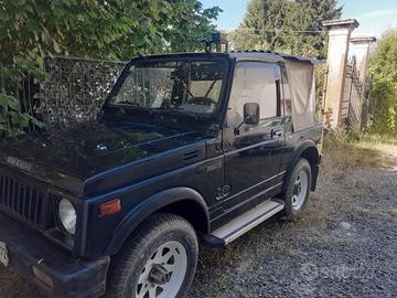 Suzuki sj410