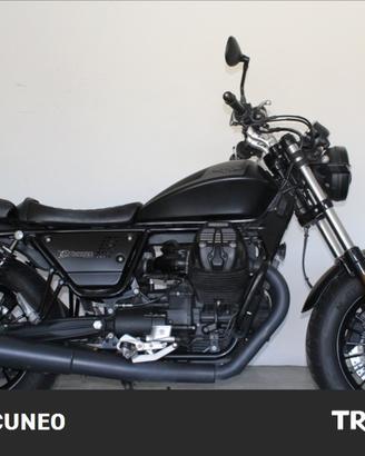 MOTO GUZZI V9 850 Bobber
