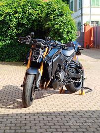 Suzuki gsx s 1000