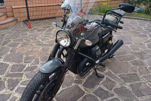 Moto Guzzi V7 III 750cc