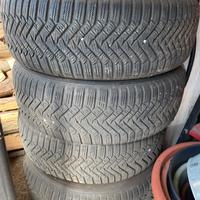 Gomme Laufenn invernali