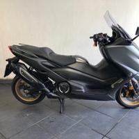 YAMAHA T-Max 560 Scooter