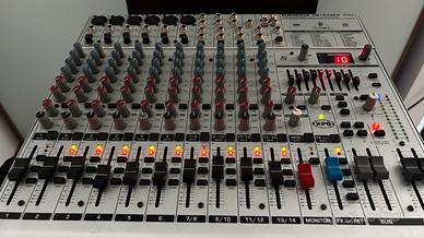 Mixer Behringer Eurorack UB1832FX-PRO