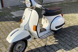 Vespa d'epoca P 125 X Piaggio