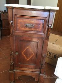 Comodino anni 30 con marmo