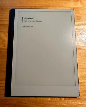ReMarkable 2 completo di pencil e type folio
