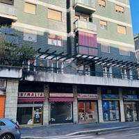 NEGOZIO A MILANO