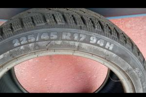 Gomme termiche 225 45 17