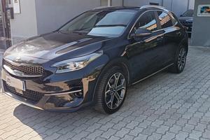 Kia Xceed 1.6 crdi hybrid hygh tech 136cv