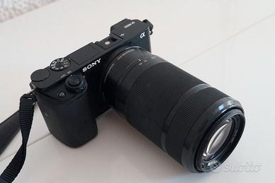 Fotocamera SONY ALPHA 6000 con 55-210  f4,5-6,3