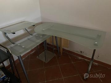 scrivania in vetro