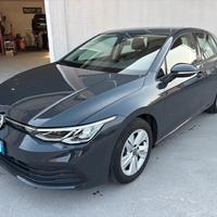 Volkswagen Golf 1.0 TSI EVO Life