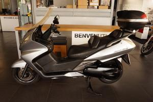 HONDA Silver Wing 400 .