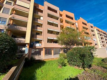 Ampio trilocale con box