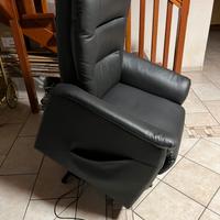 Poltrona elettrica per anziani