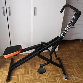 Attrezzo fitness versatile e completo