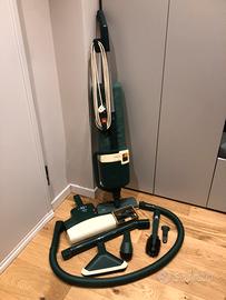 Vorwerk Folletto VK120 con accessori