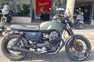 Moto Guzzi V7 III ROUGH