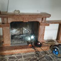 Camino In Marmo Rivestimento Termocamino