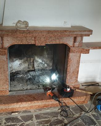 Camino In Marmo Rivestimento Termocamino