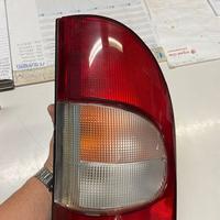 FANALE POSTERIORE HYUNDAI  H100
