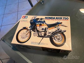 Tamiya Honda NXR Paris Dakar winner '86