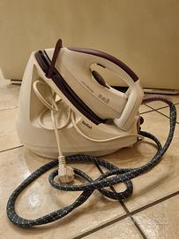 ferro da stiro con caldaia Tefal GV5240